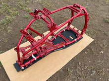 Load image into Gallery viewer, YFZ 450 Carb Belly Skid Plate